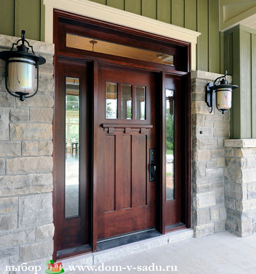 ﻿﻿Деревянные входные двери, характеристика материалов для частного дома и квартиры