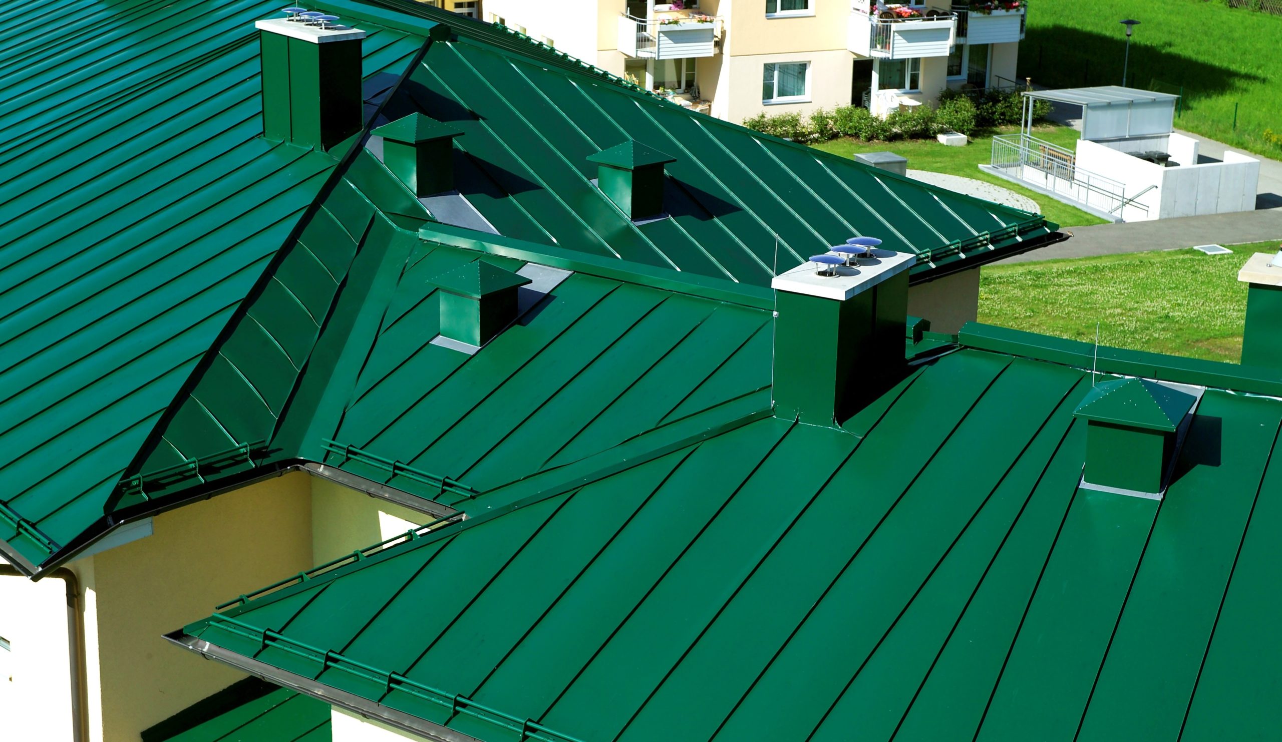 Краска для оцинкованной крыши по ржавчине: какая лучше